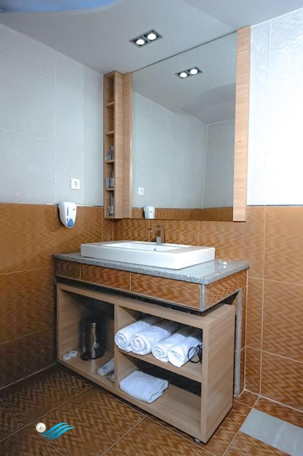 Biser Hotel Derventa Bagian luar foto