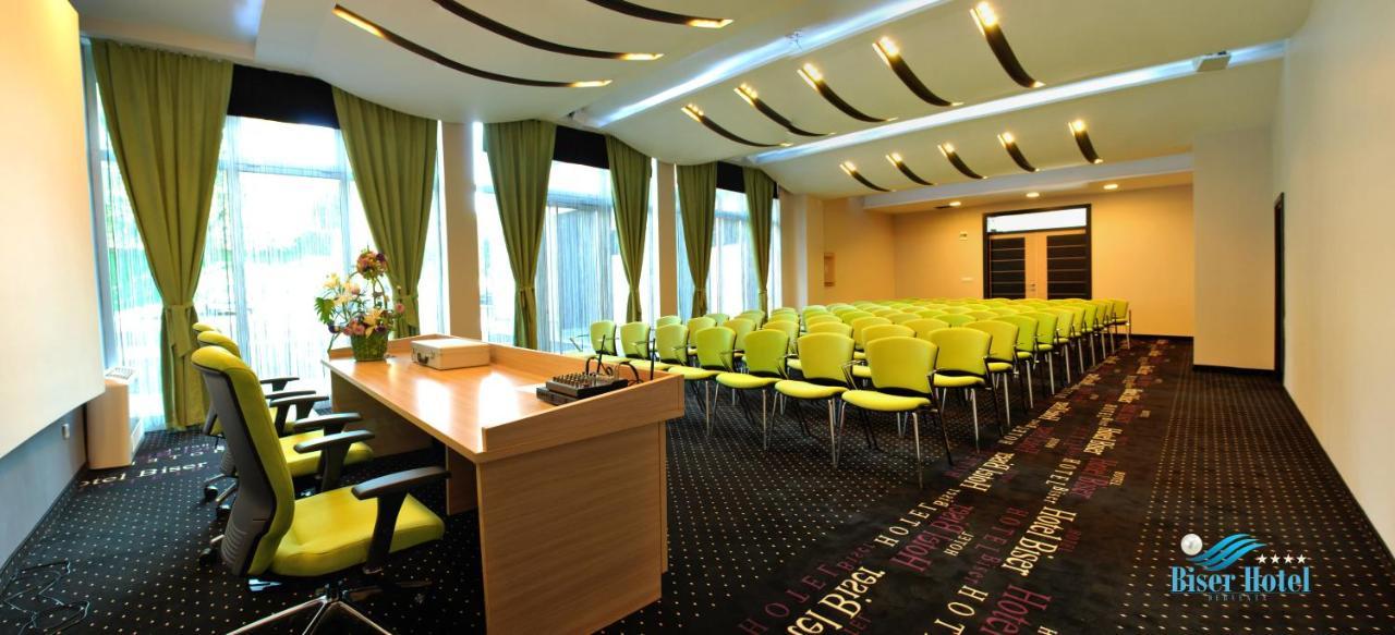 Biser Hotel Derventa Bagian luar foto