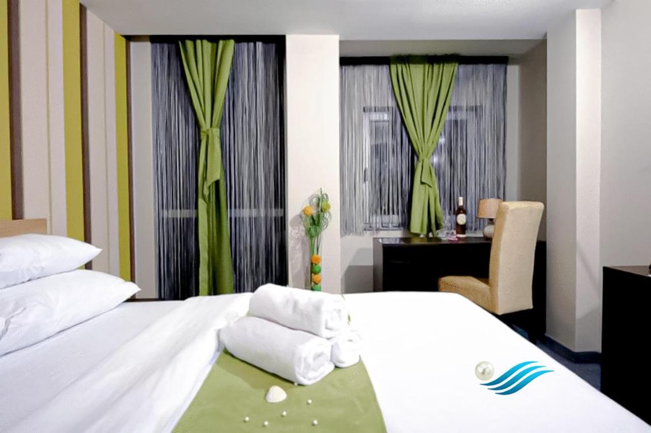 Biser Hotel Derventa Bagian luar foto